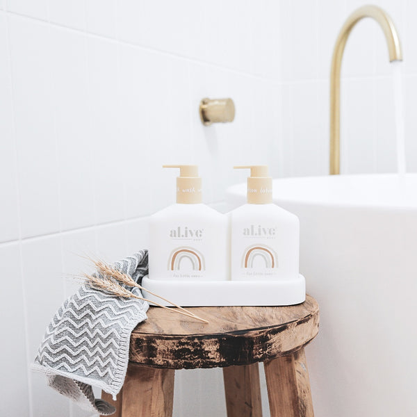 BABY DUO (HAIR/BODY WASH & LOTION + TRAY - GENTLE PEAR)